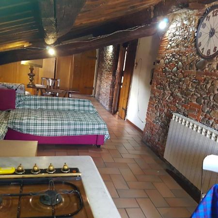 Old Pelleria Apartment Лука Екстериор снимка